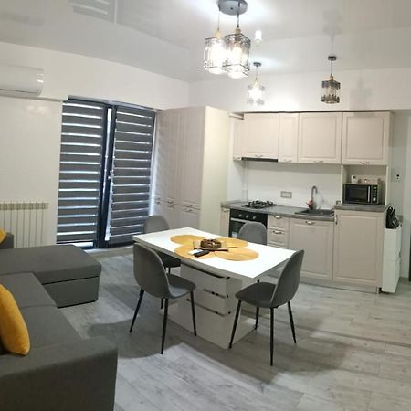 Eric Apartament 마마이아 외부 사진